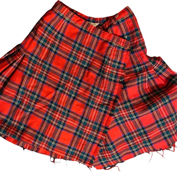 Vintage 100% Wool Grunge Cropped Red Plaid Mini Skirt - Picture 5 of 7